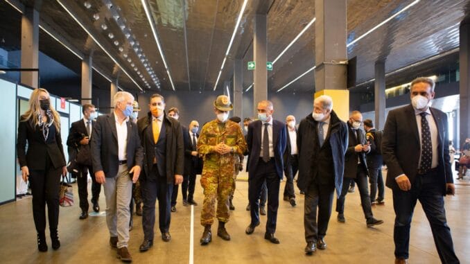 Hub vaccinale alla Fiera del Mare di Genova