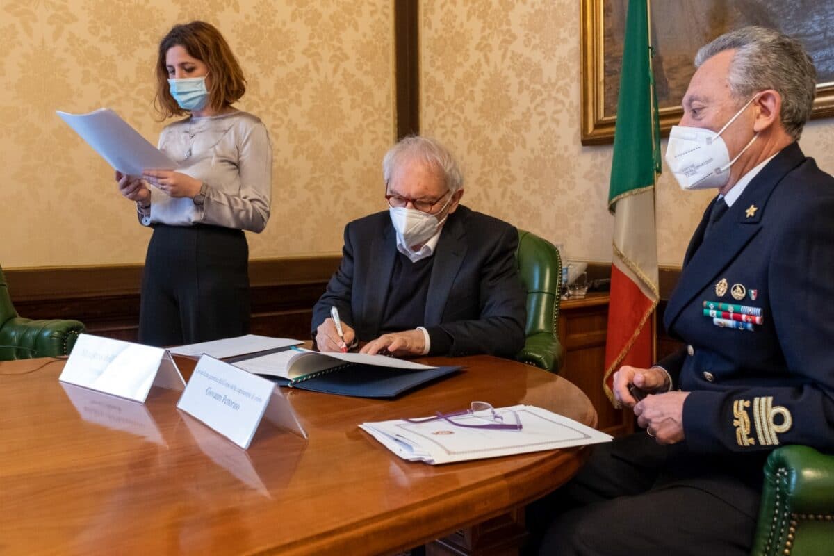 Firma Protocollo Guardia Costiera