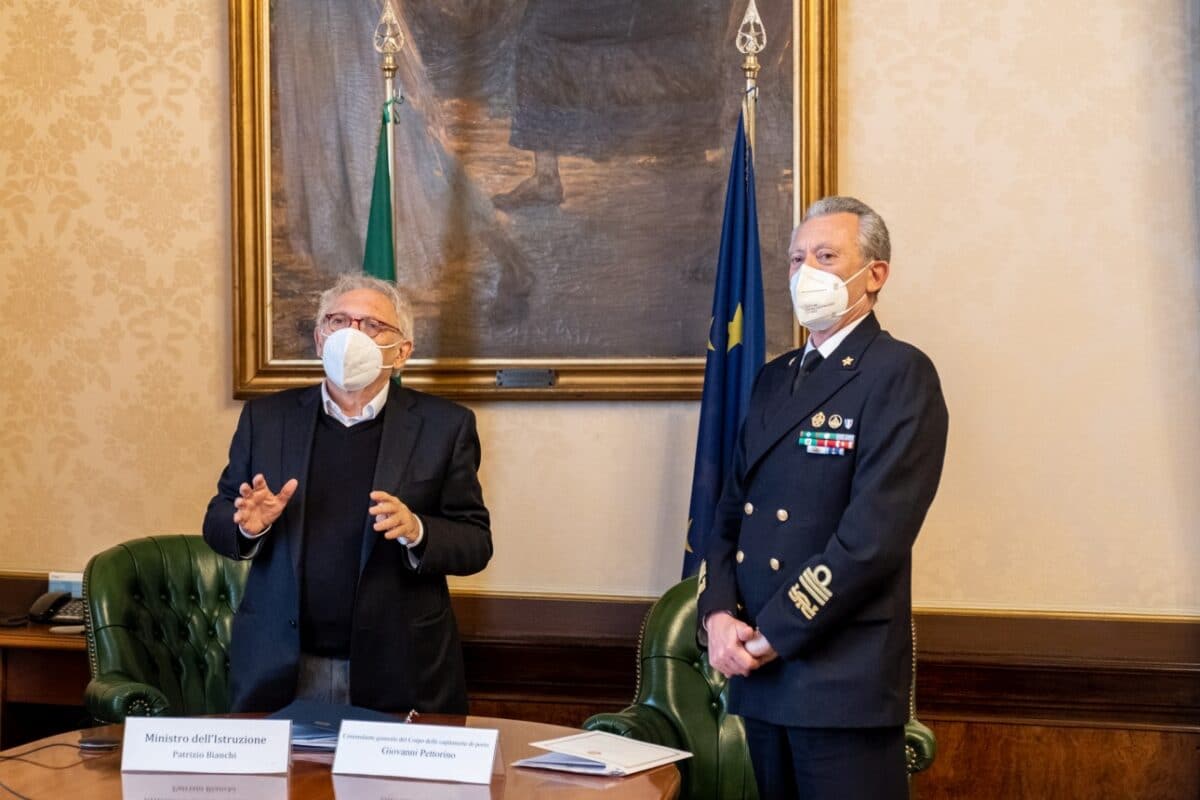 Firma Protocollo Guardia Costiera