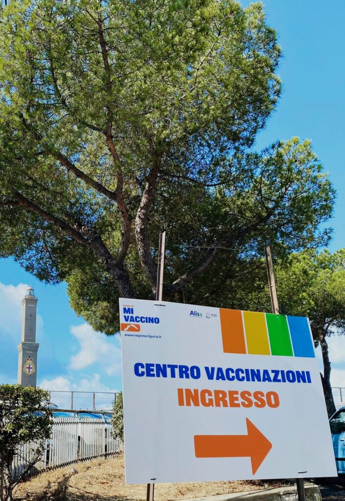 nuovo hub vaccini Genova 04