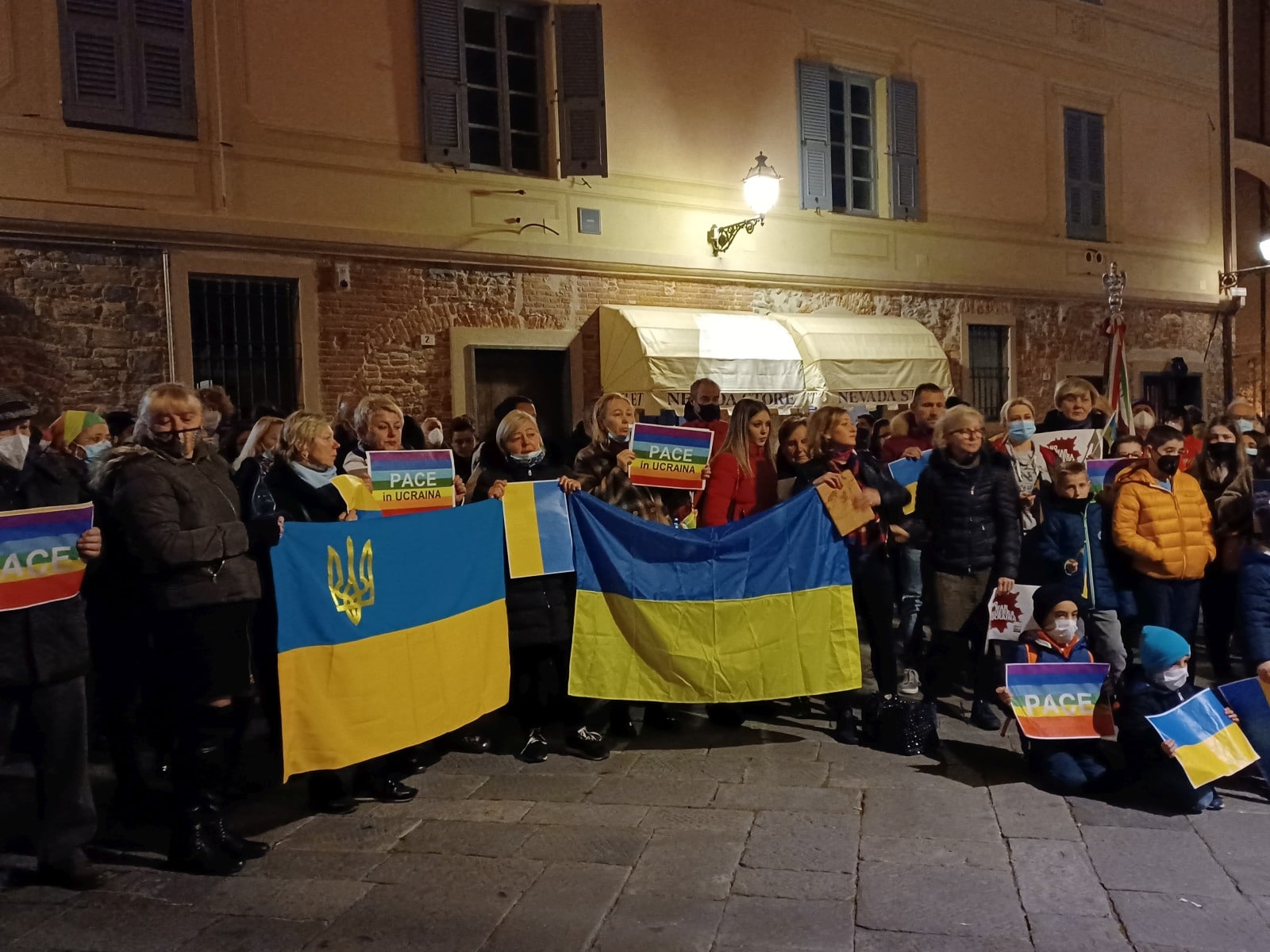 Albenga flash mob per Ucraina 02