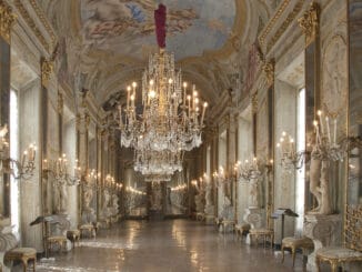 Galleria Specchi Palazzo Reale a Genova scaled e1652798642265