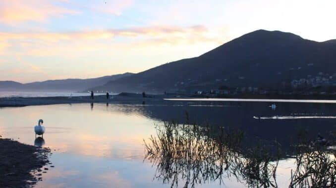 Albenga alla foce del fiume Centa