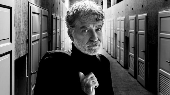 Gioele Dix