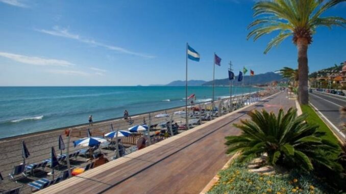 Pietra Ligure, spiagge e costa ponente