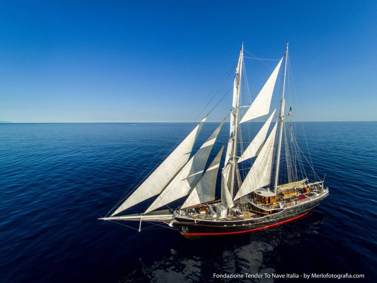 FondazioneTender To Nave Italia