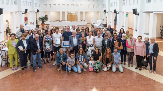 Herman Van Nieuwkerk e ai suoi famigliari e i rappresentanti delle aziende di export degli anni '70