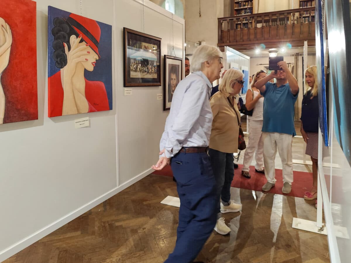 Inaugurazione mostra ad Alassio I percorsi dell'arte alla presenza di Vittorio Sgarbi