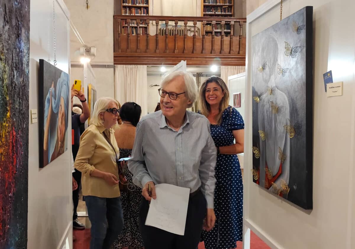 Inaugurazione mostra ad Alassio I percorsi dell'arte alla presenza di Vittorio Sgarbi