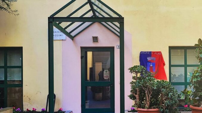Ingresso del nuovo centro polivalente del Comune di Alassio