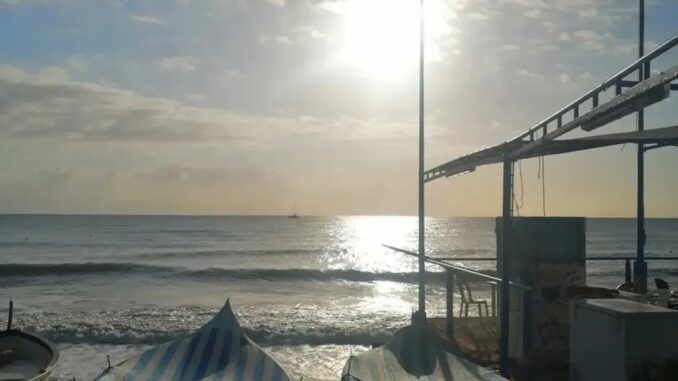 calma sulla spiaggia di Albenga