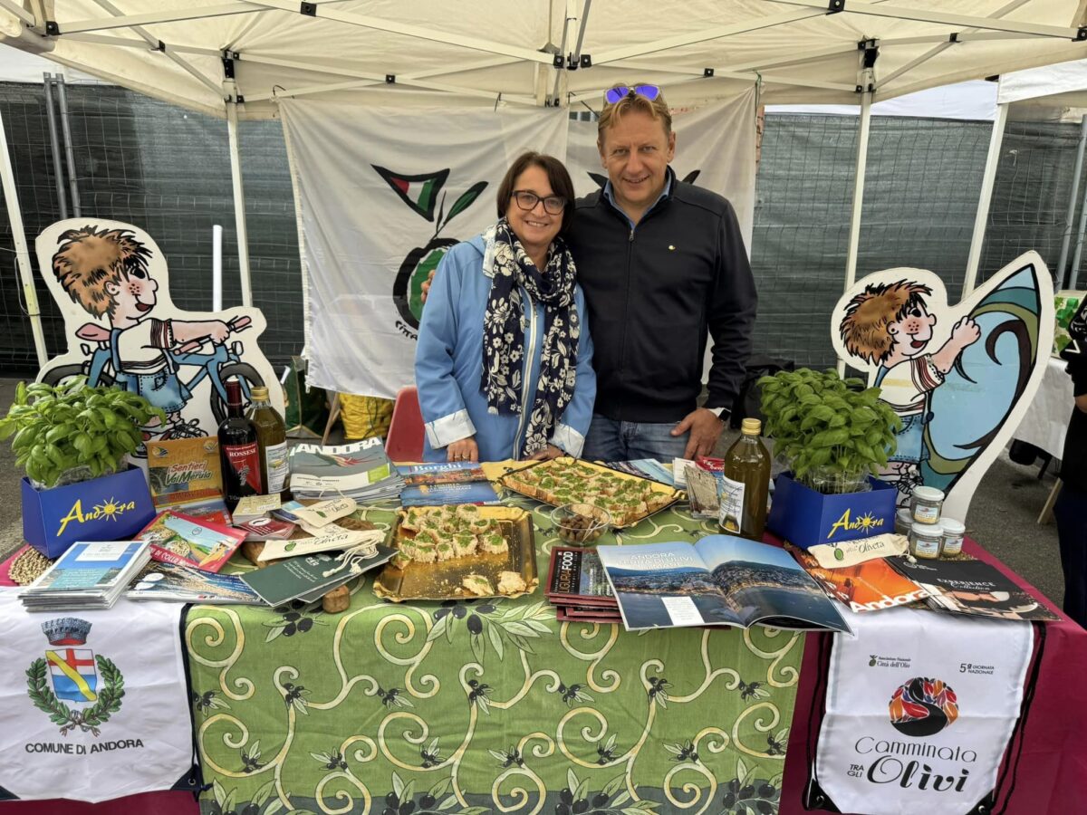 TAVOLO ASSESSORE RISSO E BARBERI CONDOTTA SLOW FOOD