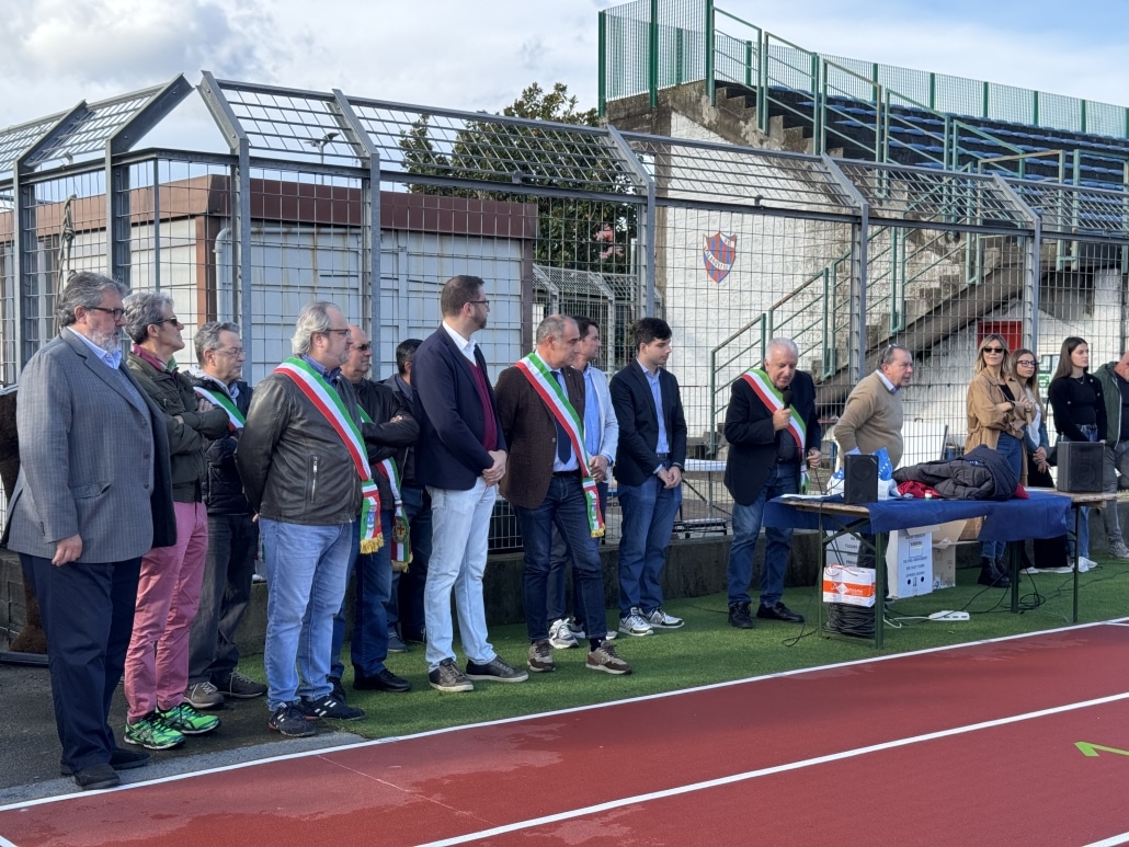 inaugurazione pista atletica a Villanova d-Albenga 