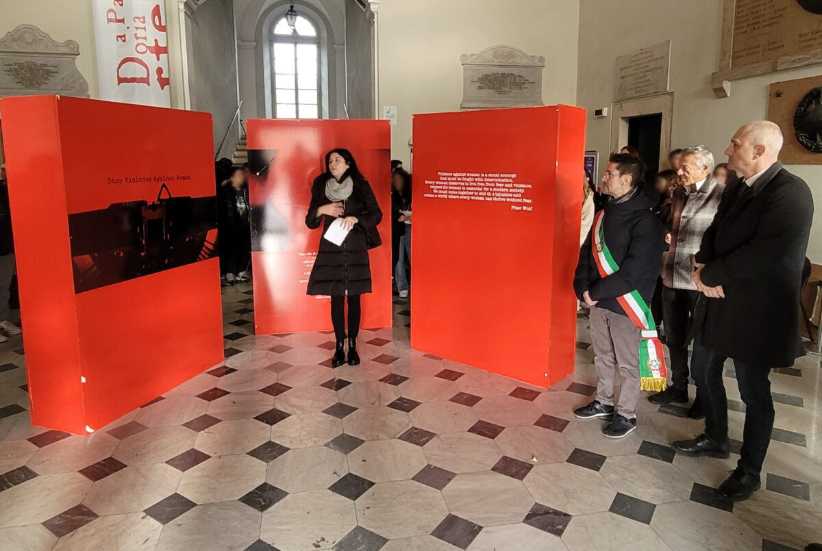 Giornata contro Violenza Donne a Loano