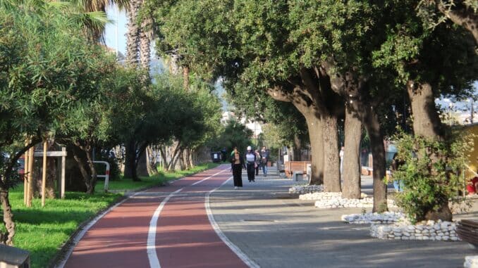 Vado Ligure lungomare vigili del fuoco