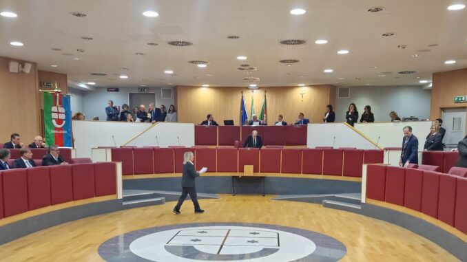 insediamento Consiglio regionale