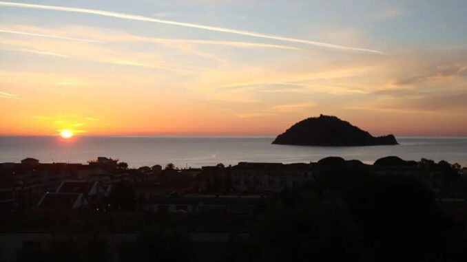 un'alba che è quasi un tramonto
