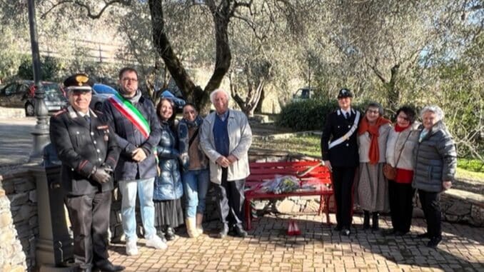Panchina rossa a Garlenda