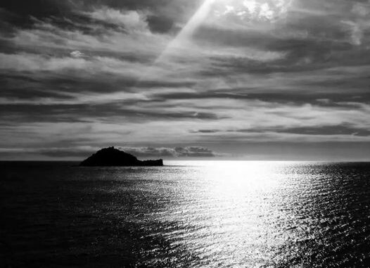 sulla linea dell'orizzonte