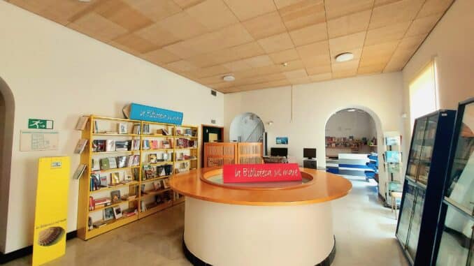 Biblioteca sul mare R. Deaglio (2) (3)