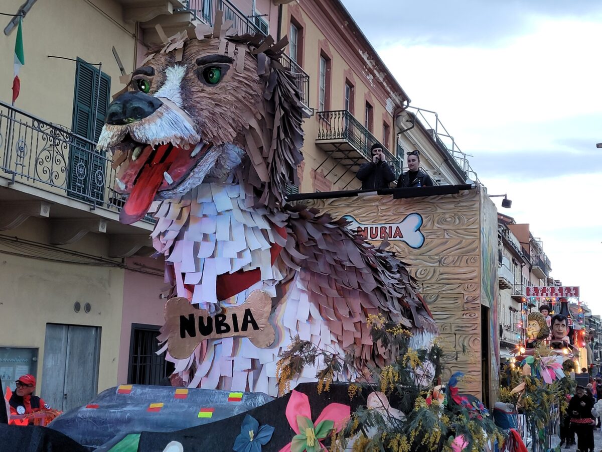Il Cane e la Bestia
