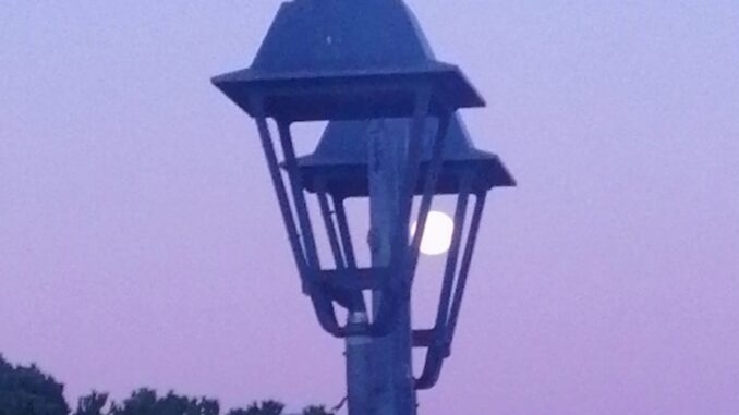 c'è luce e luce all'alba