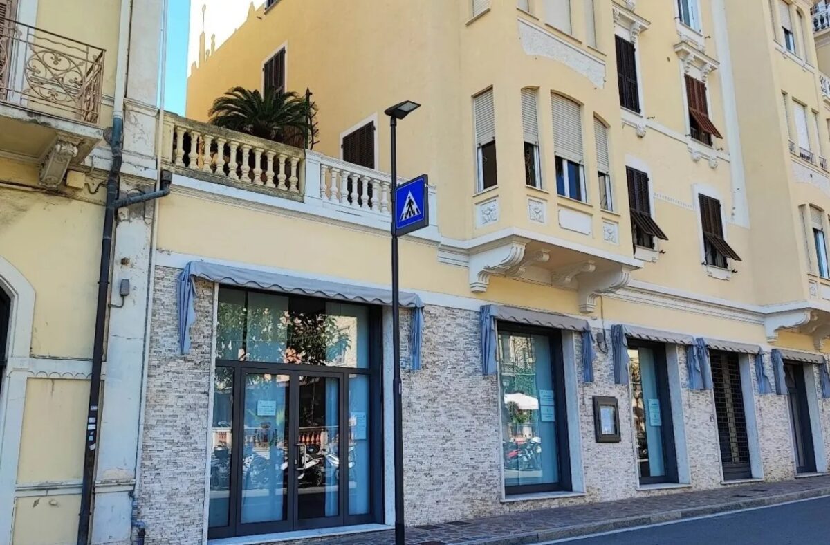 Il Centro Incontri per la terza età in via Robutti ad Alassio