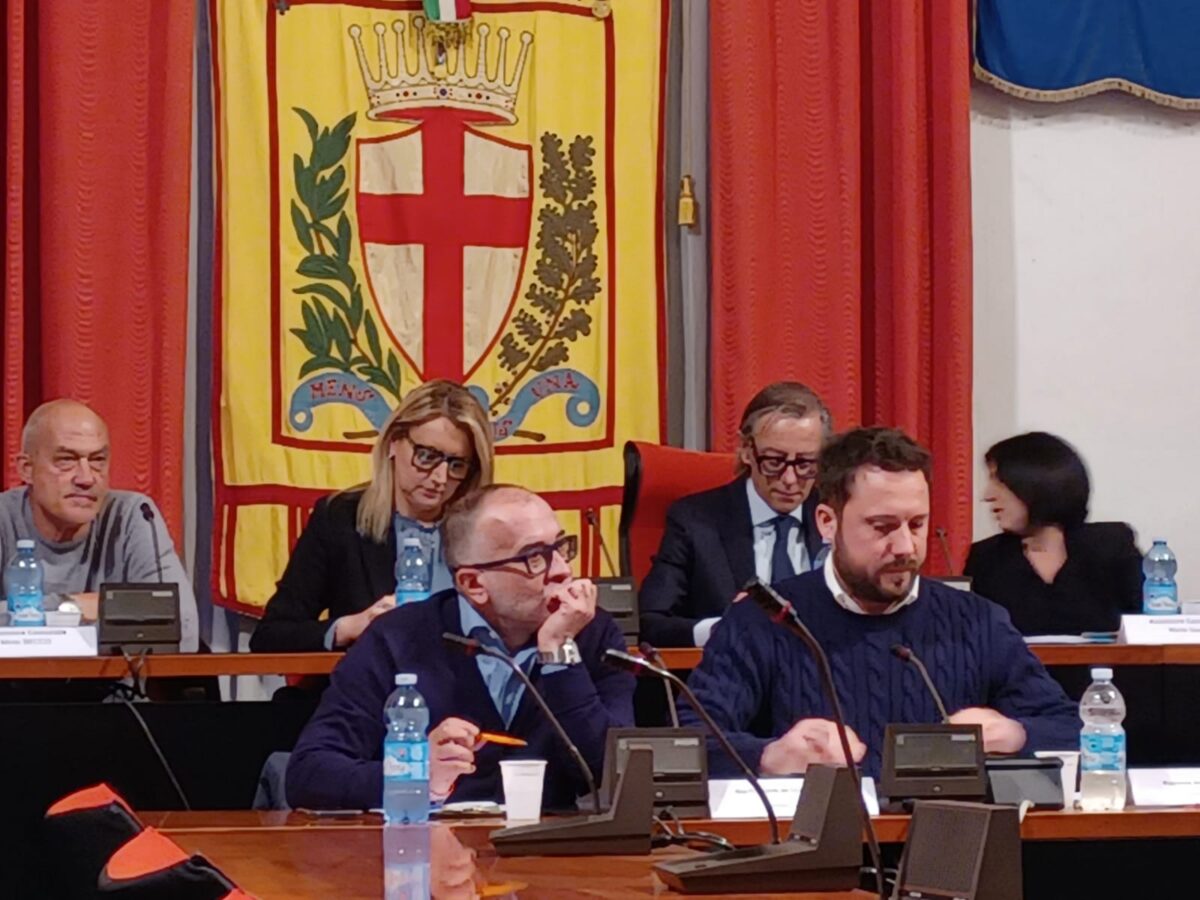 Consiglio comunale Albenga 22 aprile