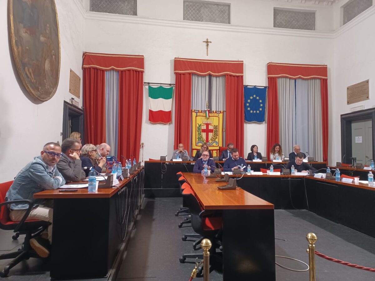 Consiglio comunale Albenga 22 aprile
