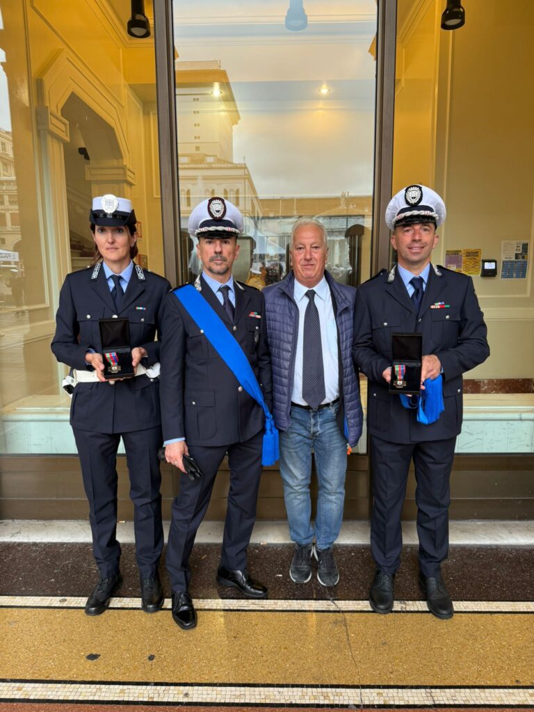 Sansalone De Bernardis premio polizia locale genova (3)