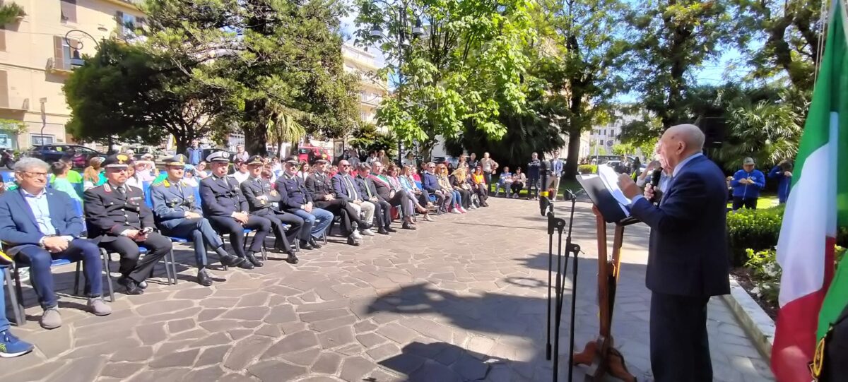Stamattina ad Alassio la cerimonia “Promuoviamo il Tricolore” - Foto Silvio Fasano (3)