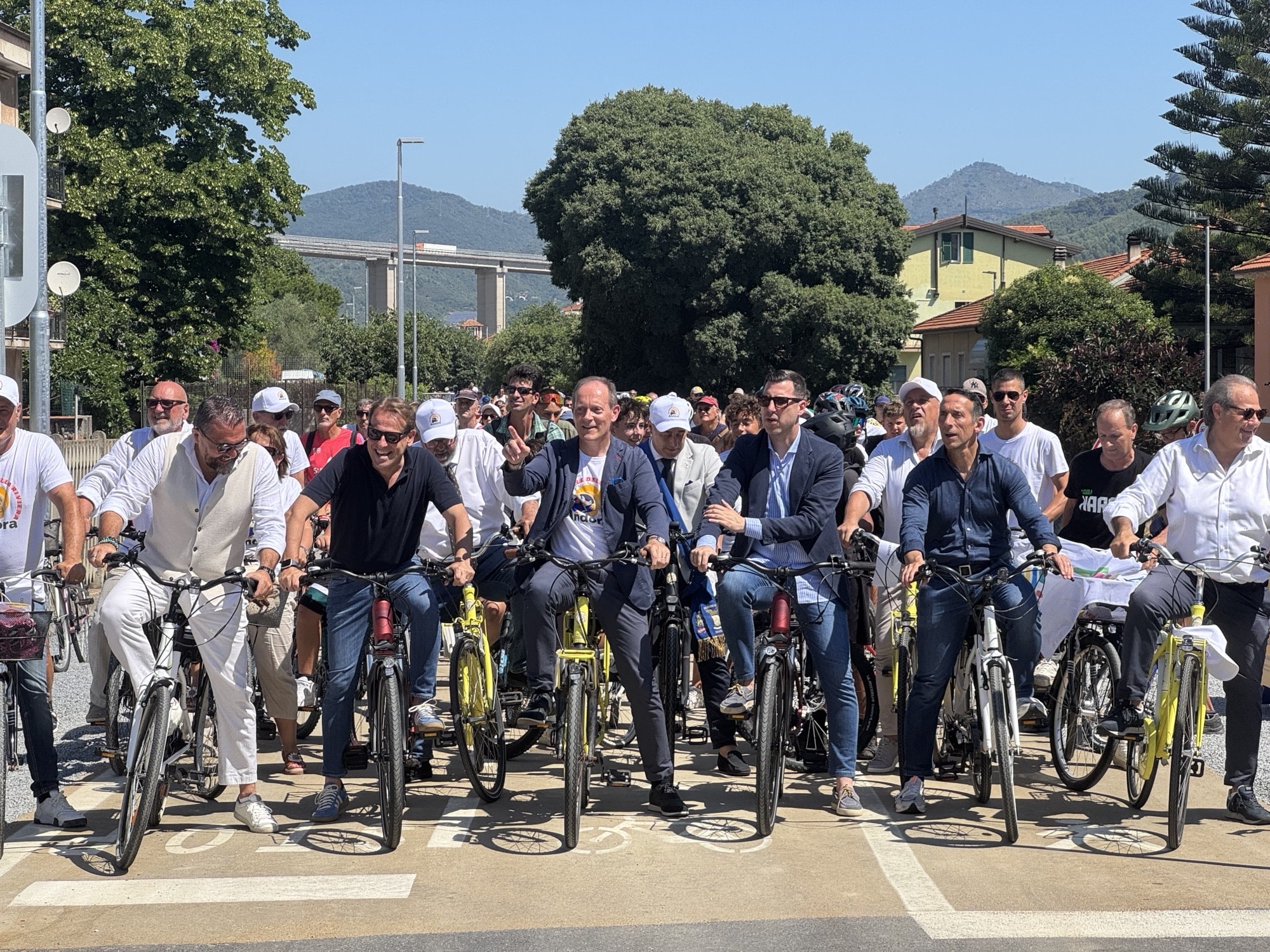 Inaugurata la ciclopedonale di Andora