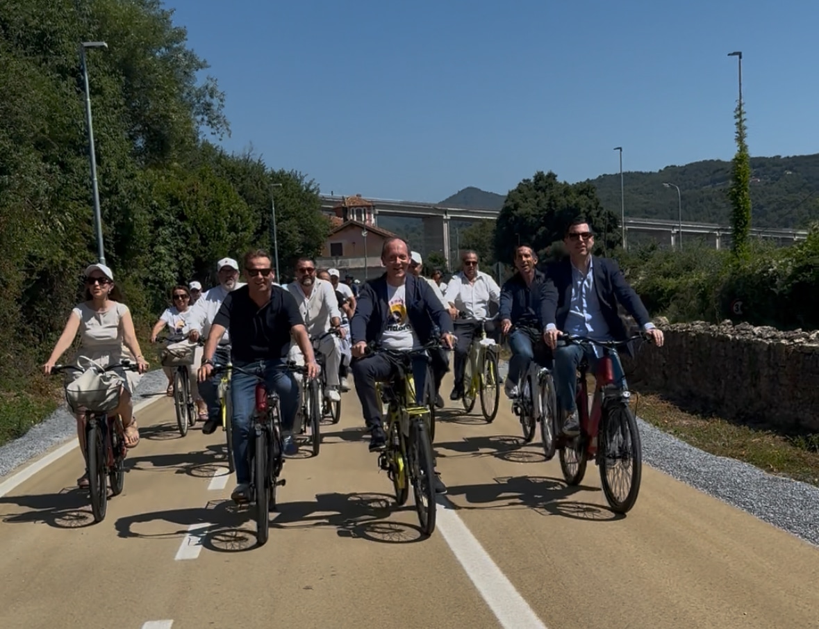 Inaugurata la ciclopedonale di Andora
