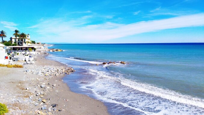 orizzonti pietrosi di mare