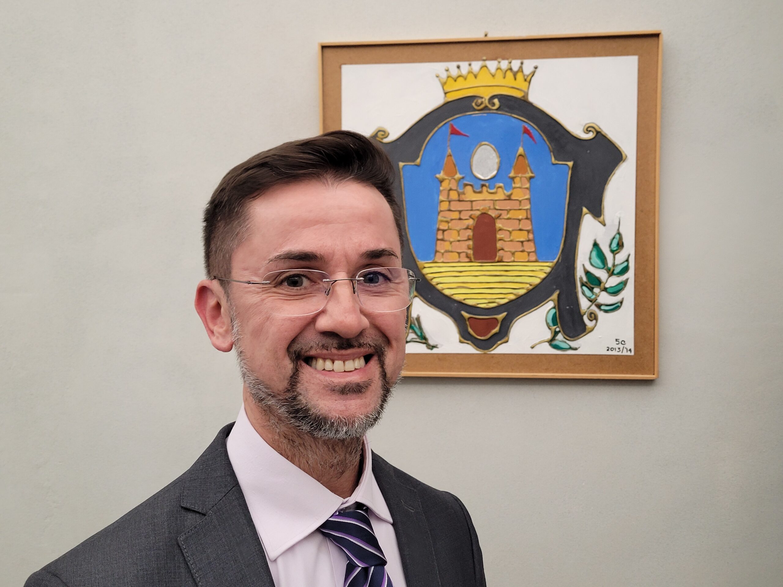 Luca Lettieri con Stemma Loano