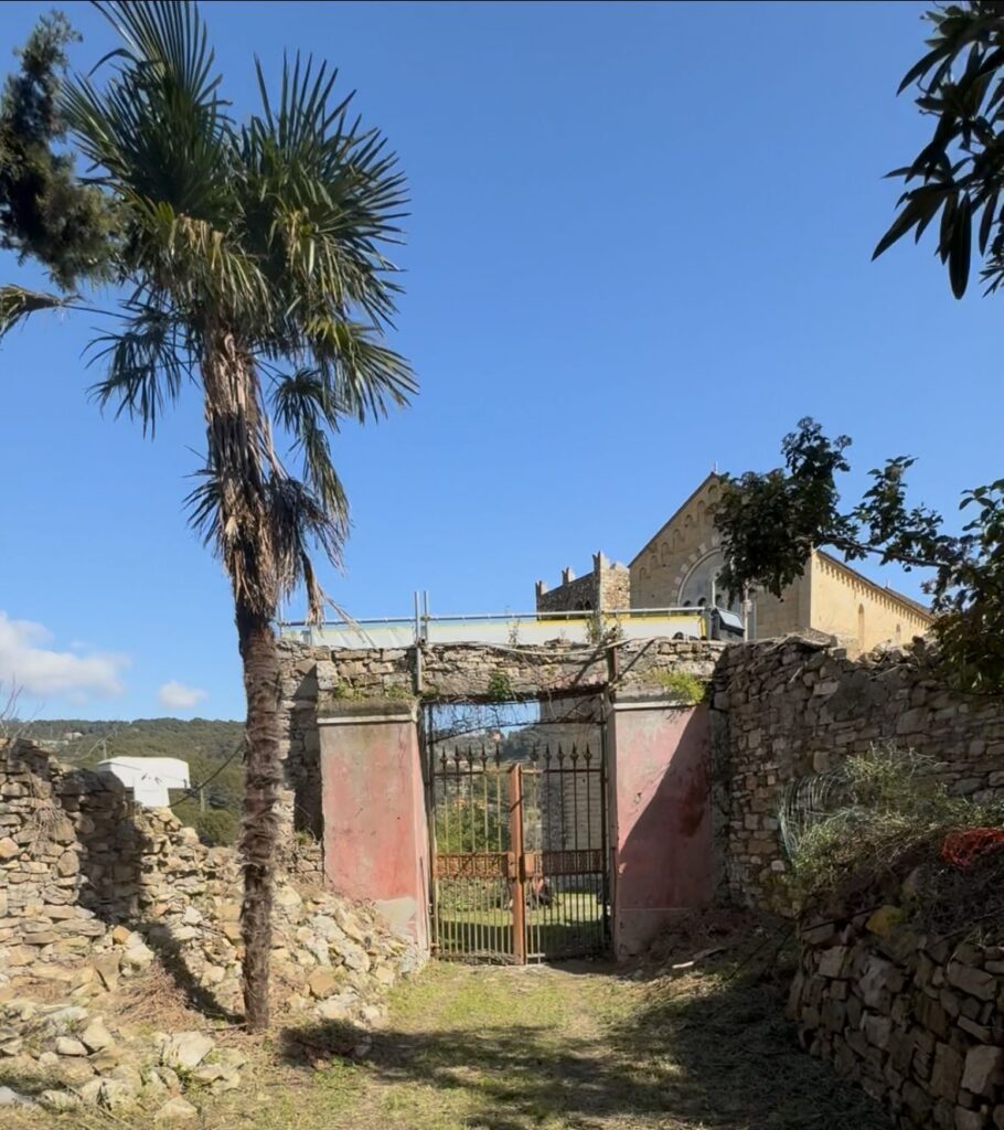 ANDORA BORGO CASTELLO porzione orto del muto