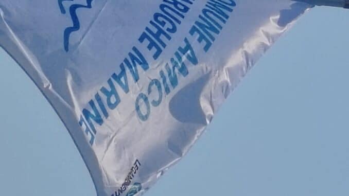 Bandiera affissione Ceriale