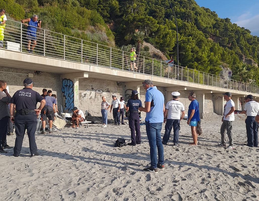 sgombero abusivi a Laigueglia