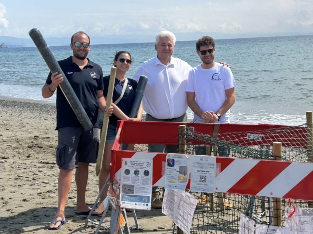 stabilimenti marini adottano i nidi di tartaruga Carretta Carretta