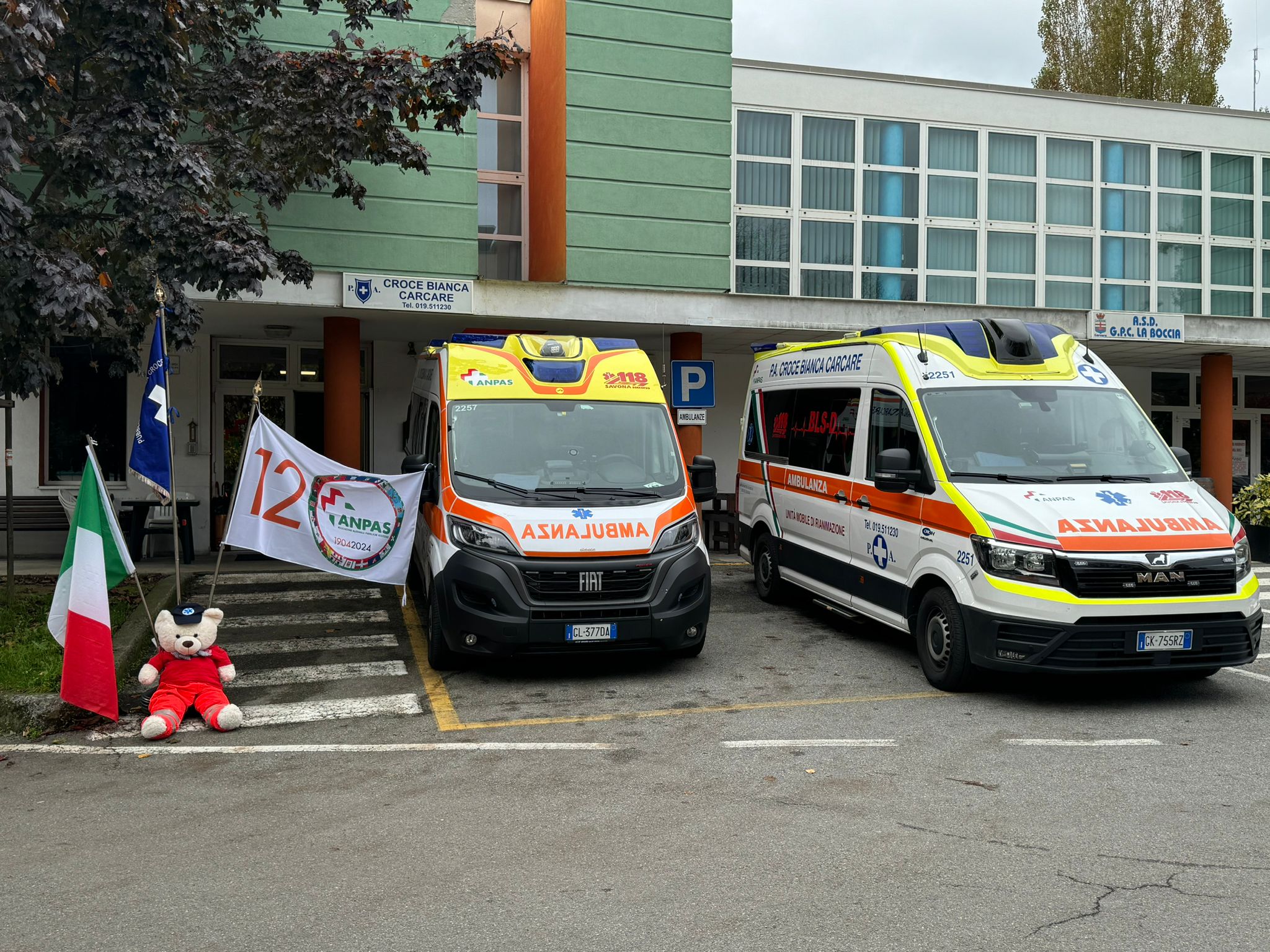 Nella foto: la sede della Croce Bianca di Carcare