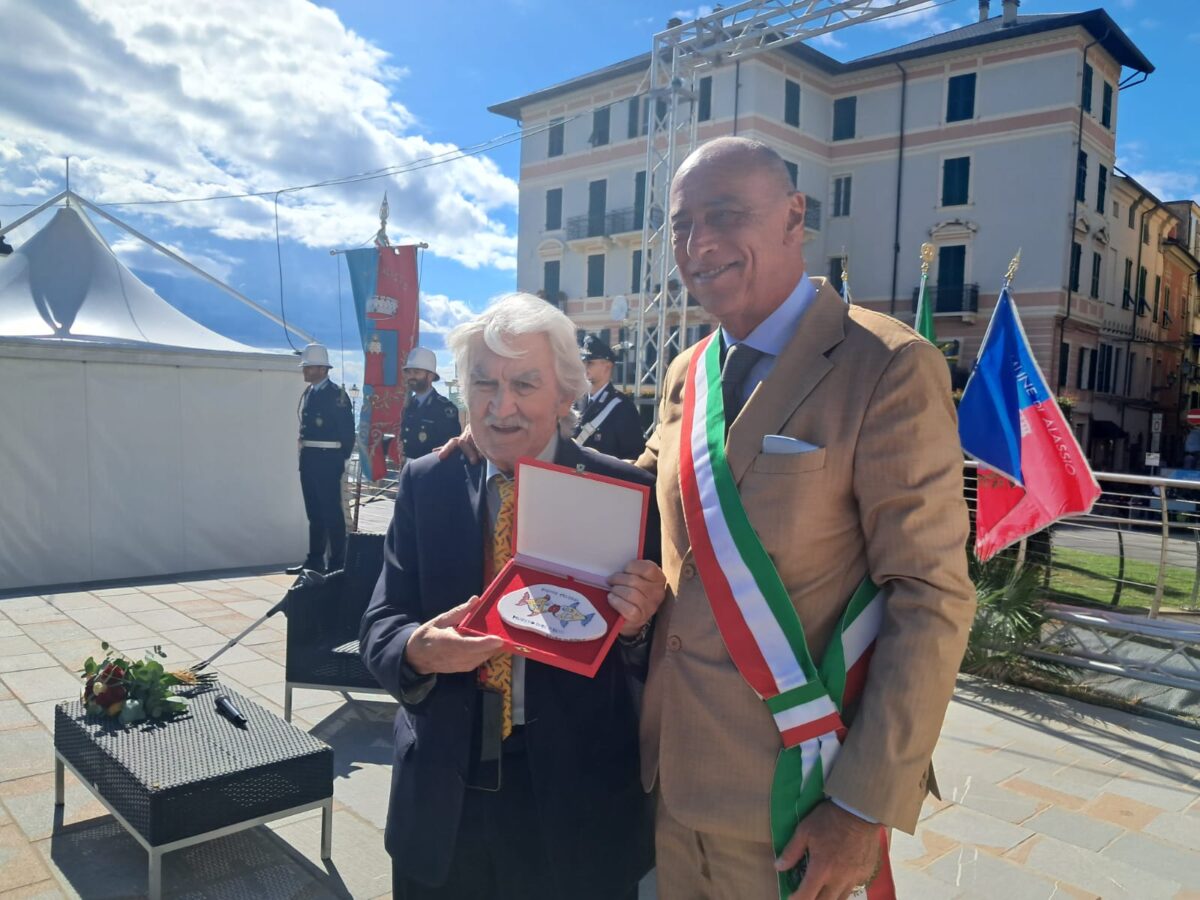 Inaugurazione della statua del Presidente Pertini