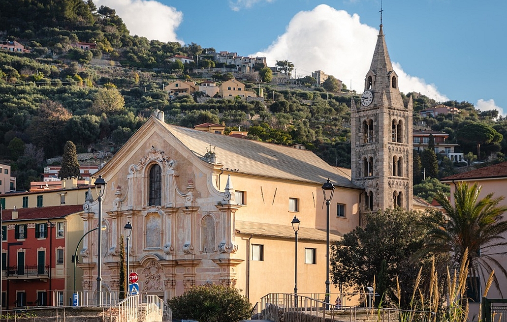 Abbazia dei Padri Benedettini a Finalpia rd