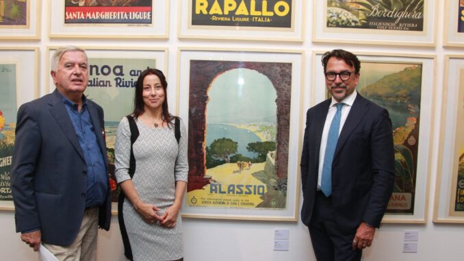 Il curatore della mostra, il direttore dell'Istituto Italiano di Cultura e'Ambasciatore Italia a Buenos Aires
