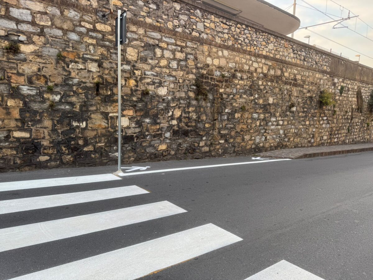 interventi segnaletica orizzontale ad Alassio