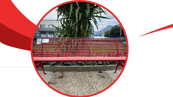 Panchina rossa Borghetto No violenza