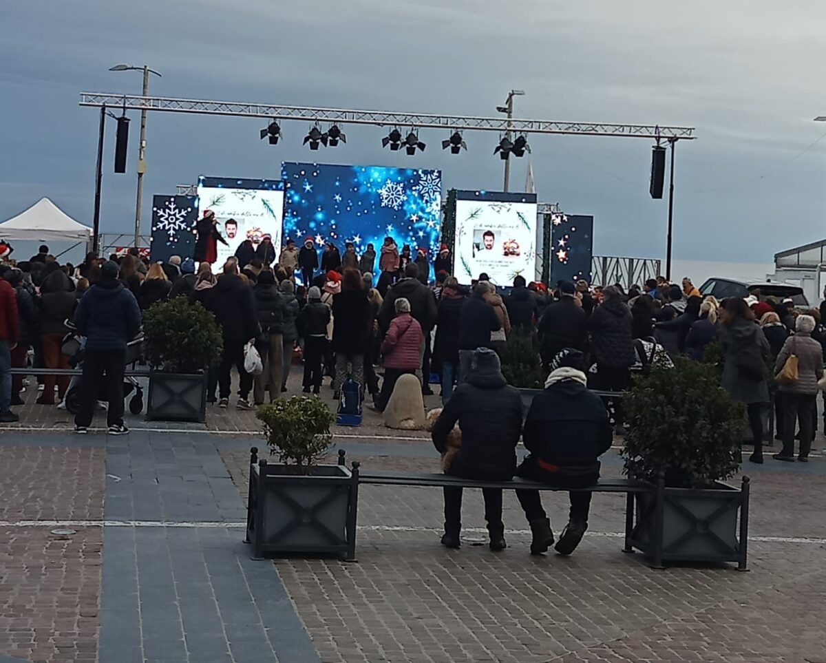 Accensione albero Ceriale (1