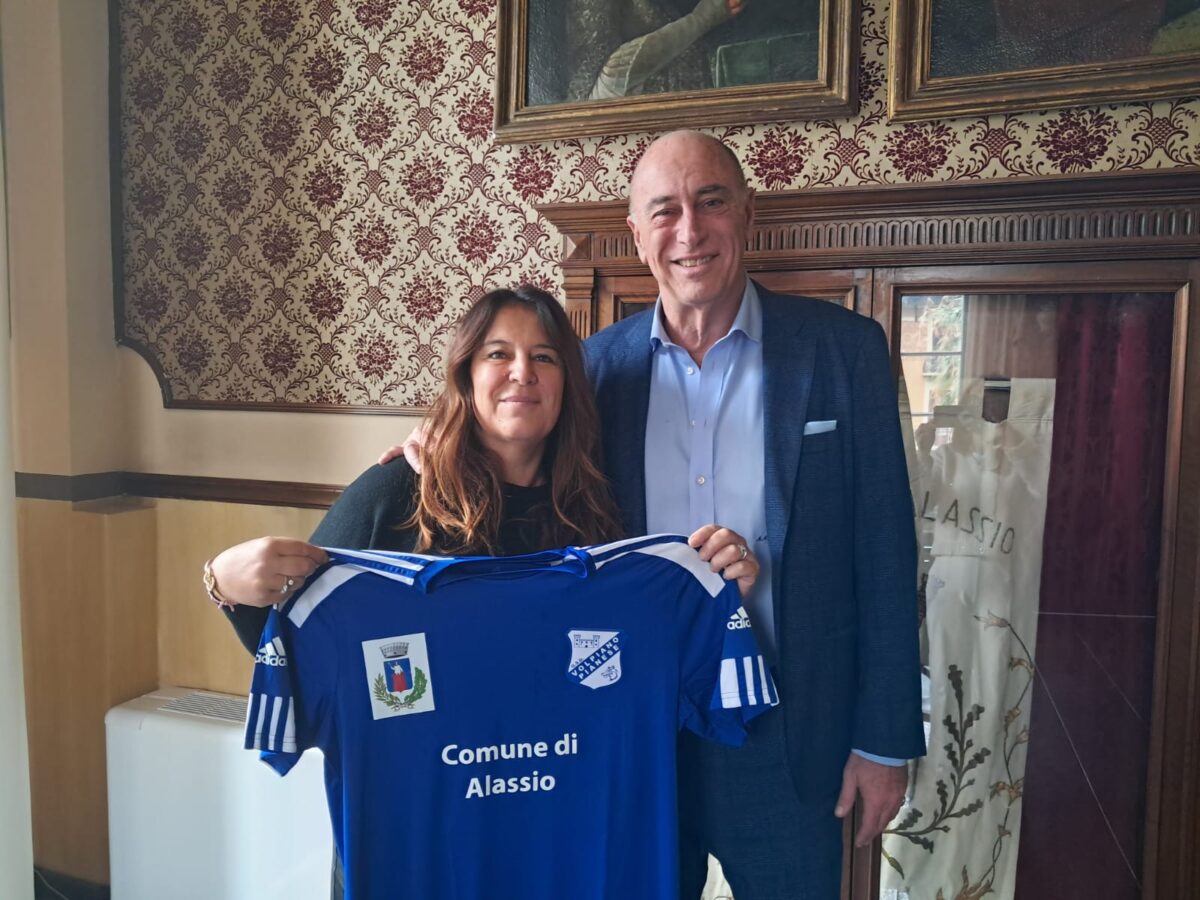 Nella foto: l'assessore allo Sport Roberta Zucchinetti e il sindaco Marco Melgrati