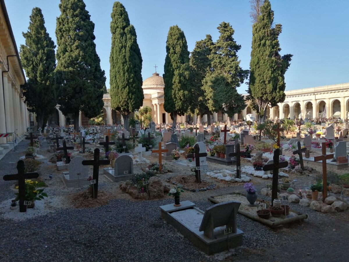 Cimitero Leca Albenga