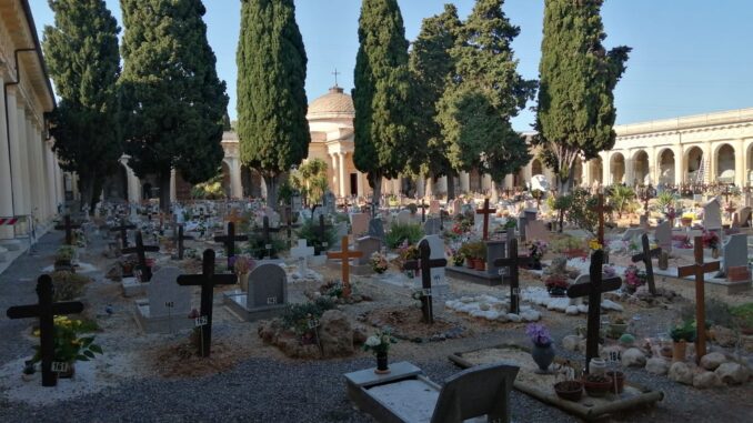 Cimitero Leca Albenga