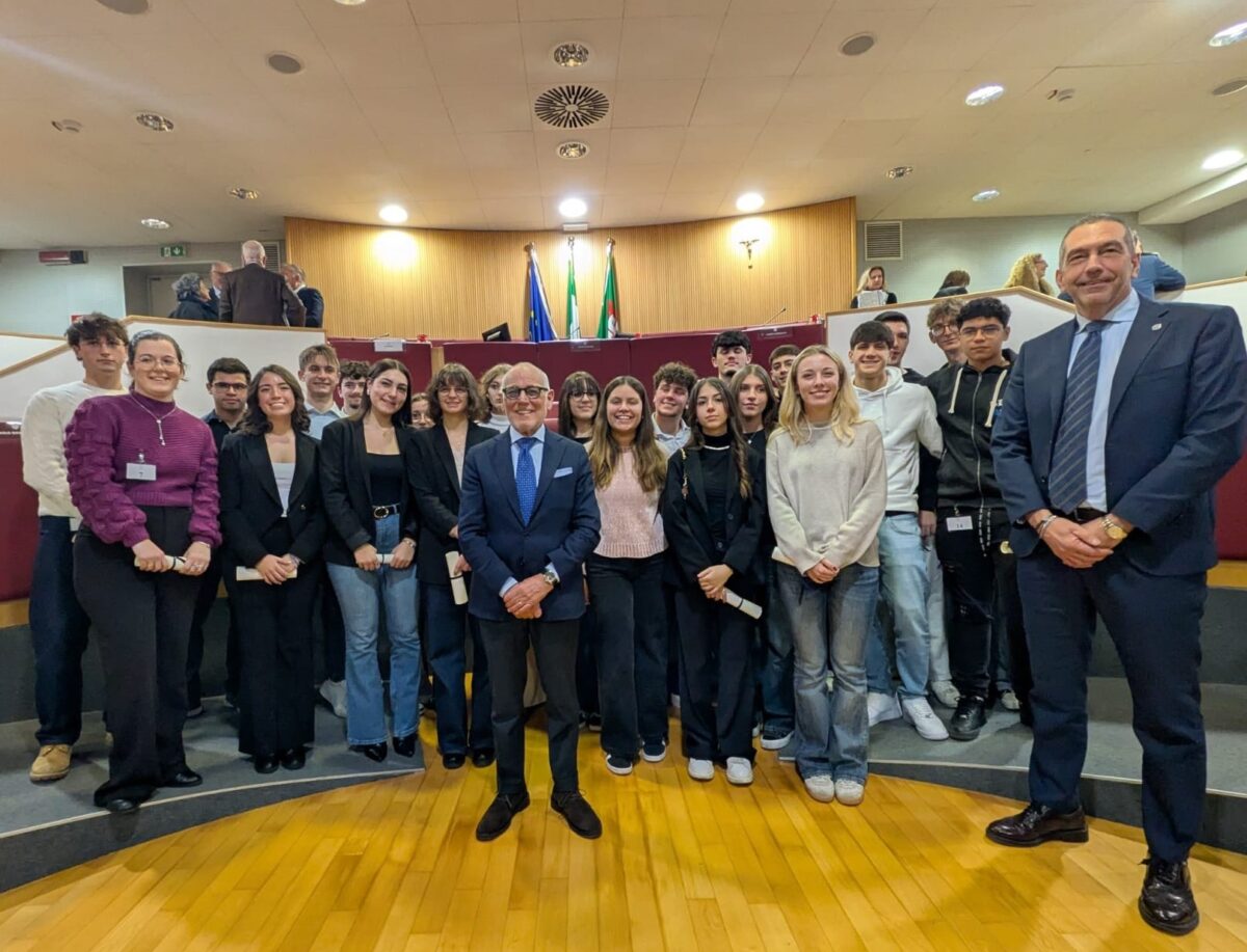 Studenti premiati foto globale